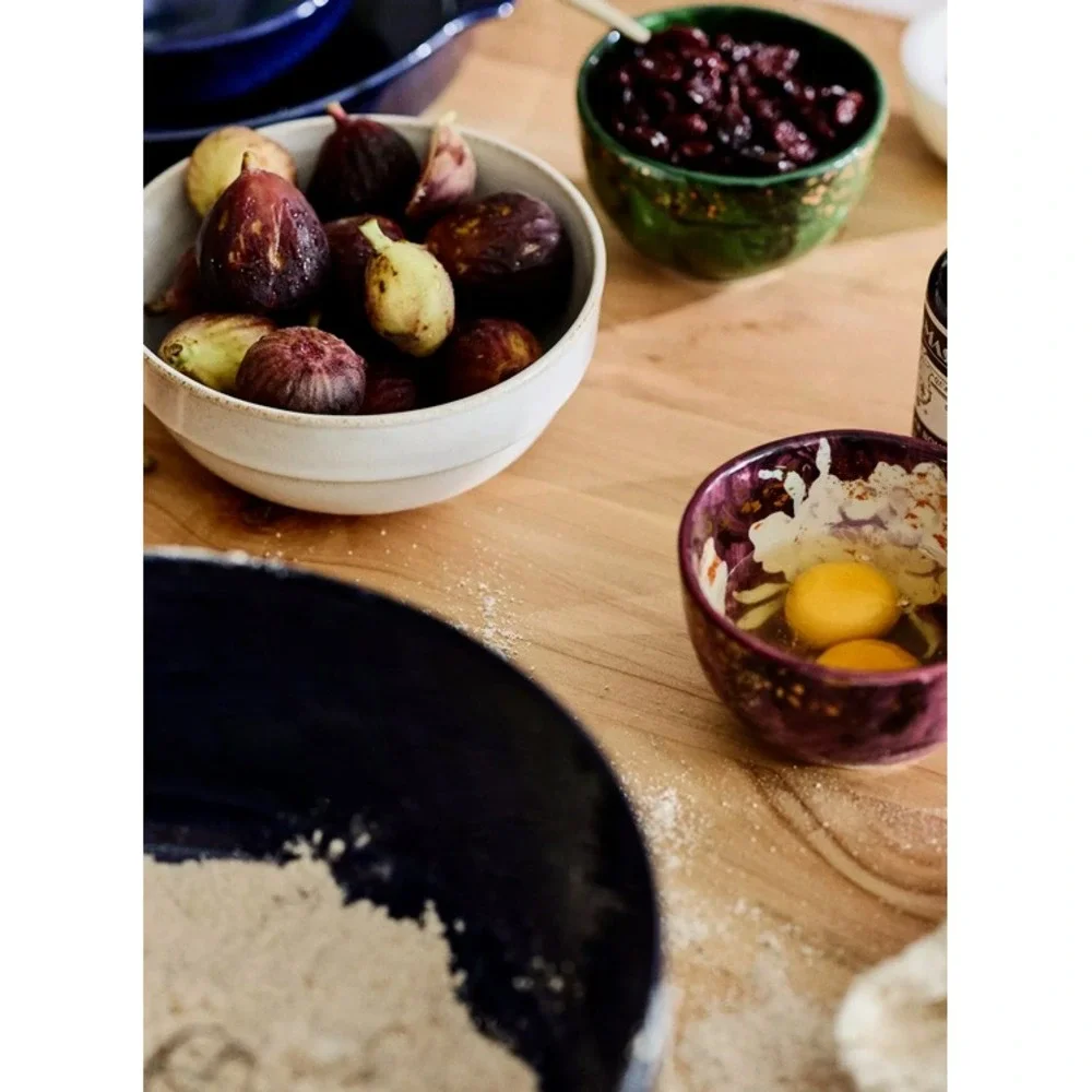 Anthropologie Mia‎ Stoneware Nut Bowl Ice Cream Yogurt Condiment Set of 2 Green